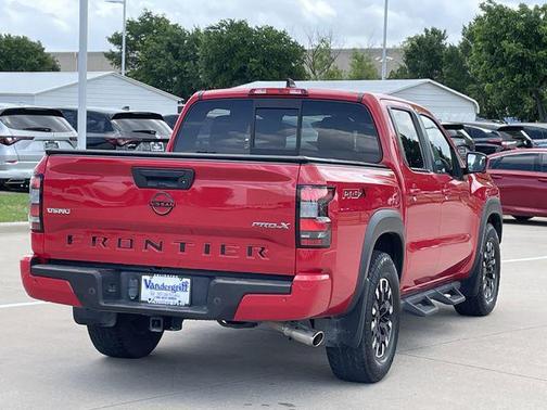 Red Alert 2022 Nissan Frontier PRO-X