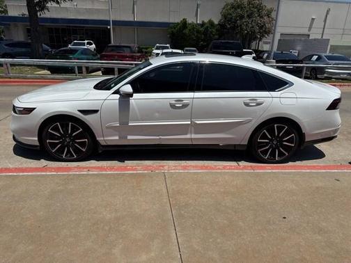 2023 Honda Accord Hybrid Touring