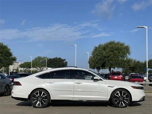 2023 Honda Accord Hybrid Touring