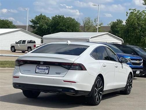 2023 Honda Accord Hybrid Touring
