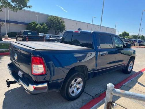 Patriot Blue Pearlcoat 2021 RAM 1500 Big Horn/Lone Star