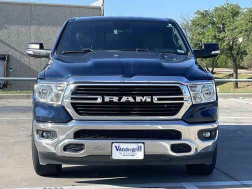 Patriot Blue Pearlcoat 2021 RAM 1500 Big Horn/Lone Star