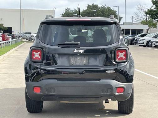 Black 2015 Jeep Renegade Latitude
