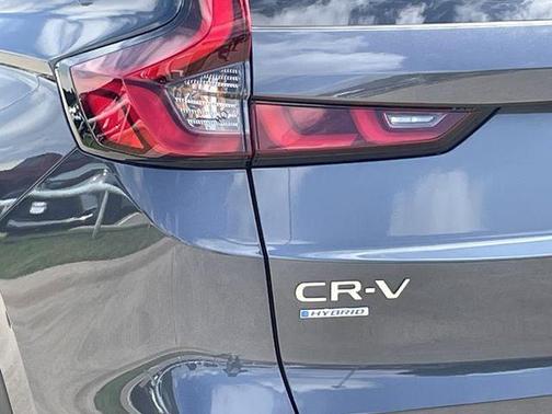 Meteorite Gray Metallic 2025 Honda CR-V Hybrid Sport FWD