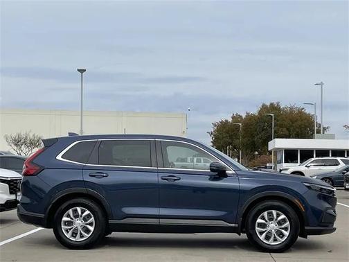 2025 Honda CR-V LX 2WD