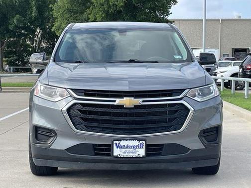 Satin Steel Metallic 2021 Chevrolet Traverse LS