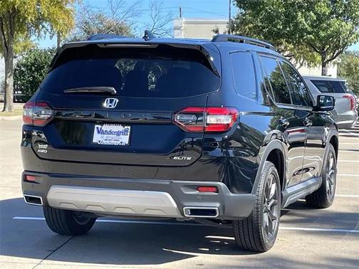 2024 Honda Pilot Elite