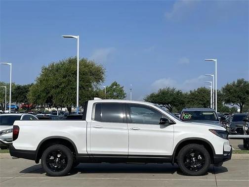 2025 Honda Ridgeline Black