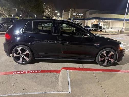 2016 Volkswagen Golf GTI 2.0T SE 4-Door