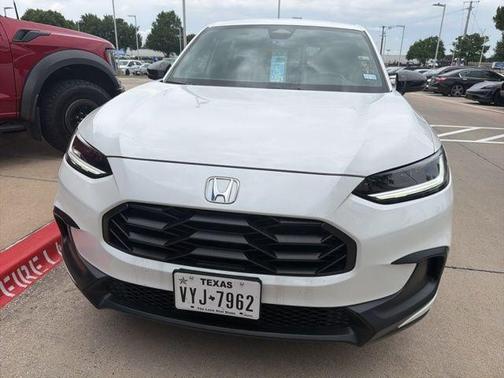 Platinum White Pearl 2025 Honda HR-V 2WD Sport
