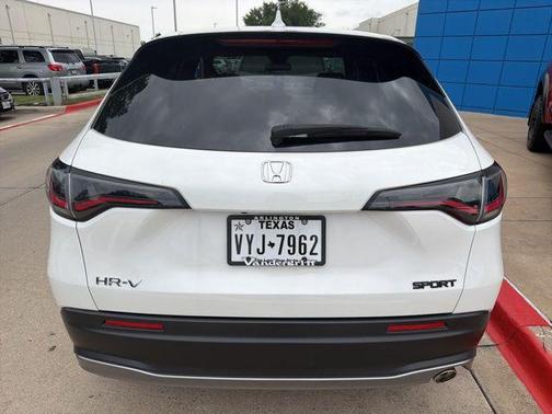 Platinum White Pearl 2025 Honda HR-V 2WD Sport