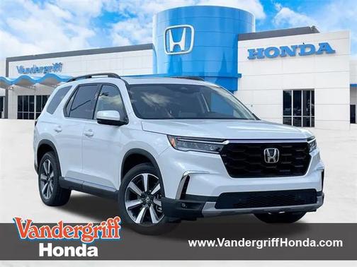 2025 Honda Pilot Touring 8-Passenger