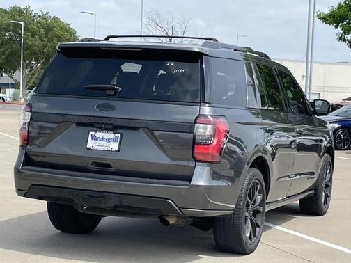 Magnetic 2018 Ford Expedition Platinum