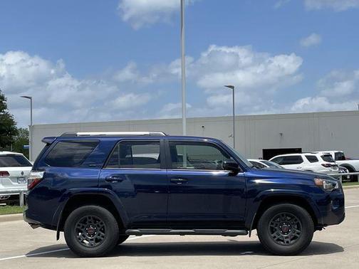 Nautical Blue Metallic 2021 Toyota 4Runner SR5