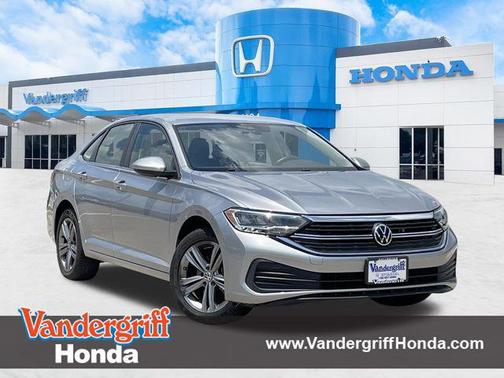 Pyrite Silver 2024 Volkswagen Jetta 1.5T SE