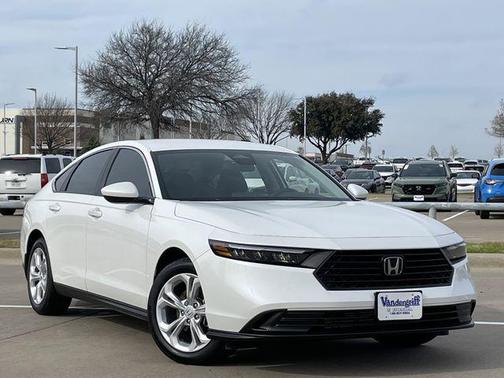 Platinum White Pearl 2025 Honda Accord LX 1.5T