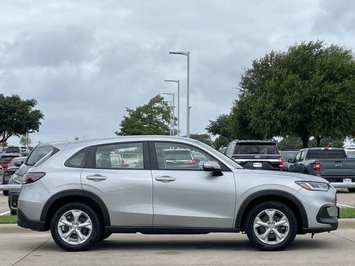 Nordic Forest Pearl 2023 Honda HR-V LX