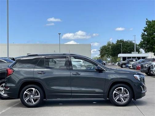 2021 GMC Terrain SLT