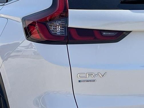 Platinum White Pearl 2025 Honda CR-V Hybrid Sport FWD