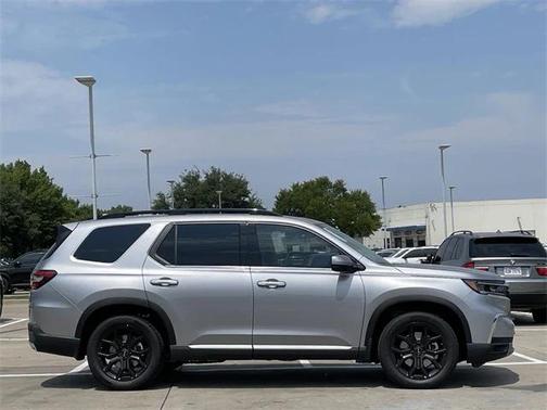 2025 Honda Pilot Touring 8-Passenger