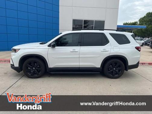 2025 Honda Pilot Black Edition