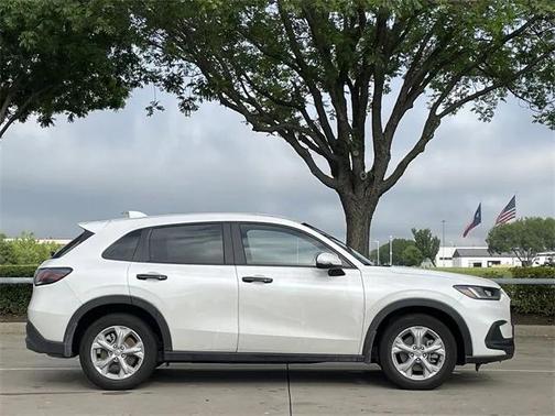 2025 Honda HR-V LX
