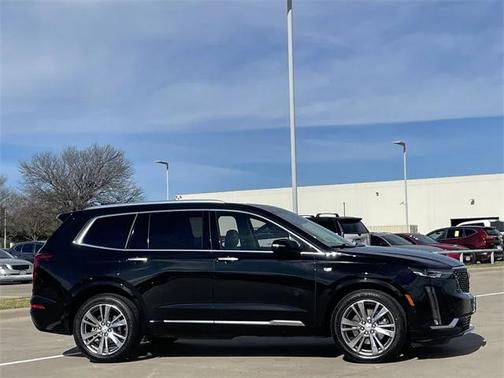 2023 Cadillac XT6 Premium Luxury FWD