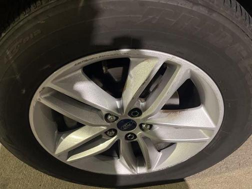 Shadow Black 2017 Ford Edge SEL