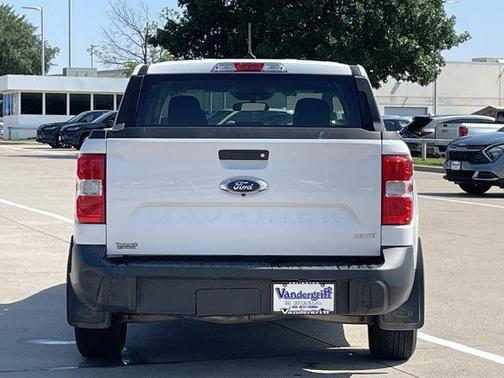 Oxford White 2022 Ford Maverick XL