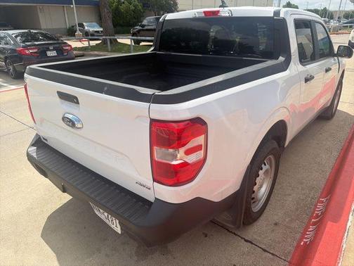 Oxford White 2022 Ford Maverick XL