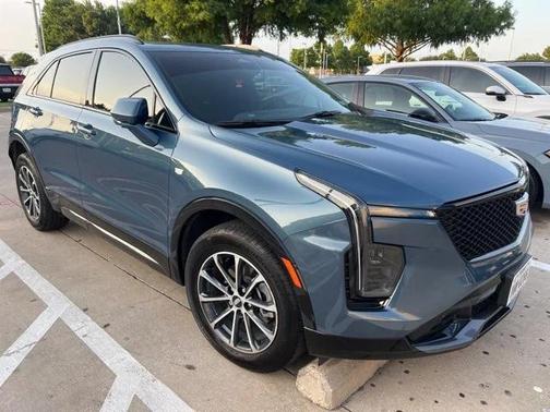 2025 Cadillac XT4 Sport
