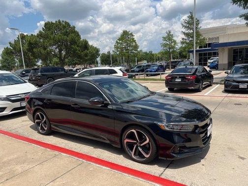 Crystal Black Pearl 2022 Honda Accord Sport 1.5T