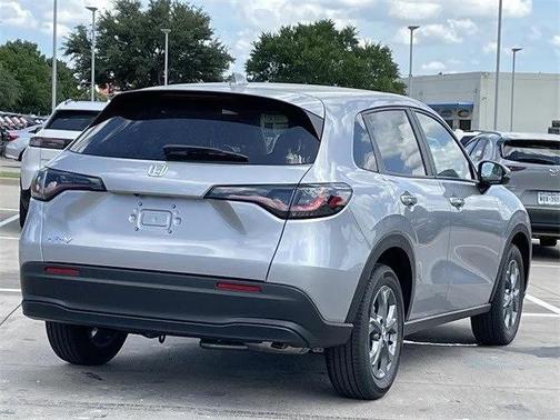 2026 Honda HR-V LX