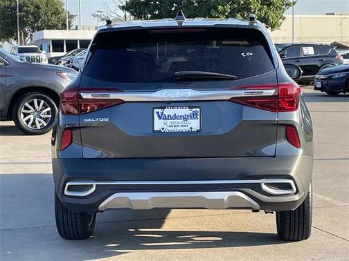 2023 Kia Seltos S