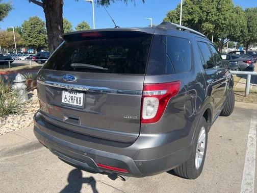 2011 Ford Explorer XLT