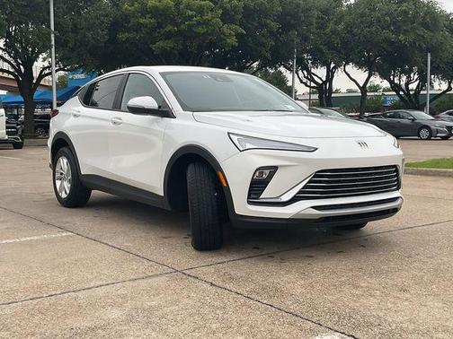 Summit White 2025 Buick Envista Preferred FWD