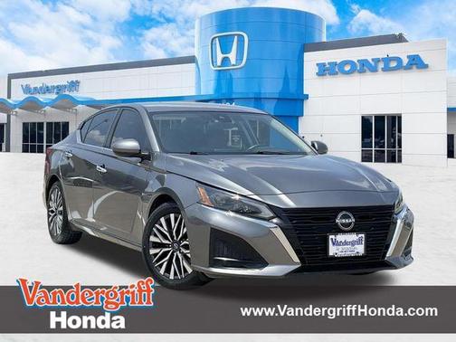 Gun Metallic 2023 Nissan Altima 2.5 SV