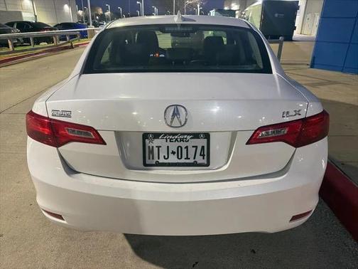 2013 Acura ILX 2.0L w/Premium Package