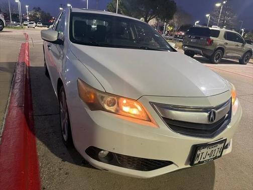 2013 Acura ILX 2.0L w/Premium Package