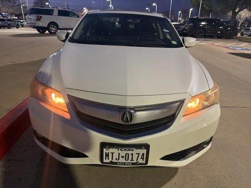 2013 Acura ILX 2.0L w/Premium Package