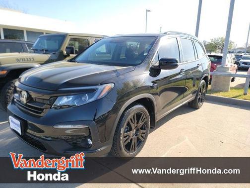 Crystal Black Pearl 2021 Honda Pilot 2WD Special Edition