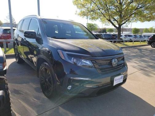 Crystal Black Pearl 2021 Honda Pilot 2WD Special Edition