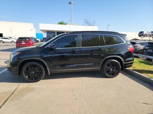 Crystal Black Pearl 2021 Honda Pilot 2WD Special Edition
