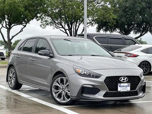 2020 Hyundai Elantra GT Base