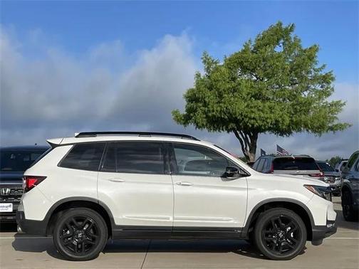 2024 Honda Passport AWD Black