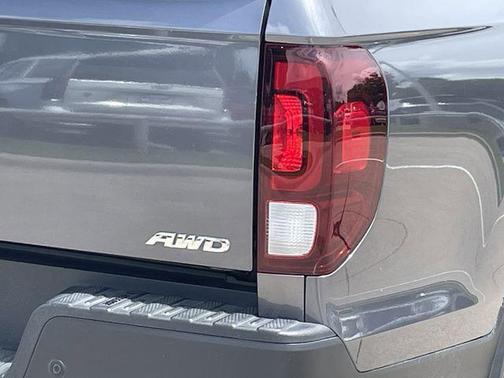 Modern Steel Metallic 2023 Honda Ridgeline RTL-E