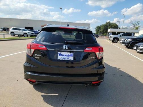 Crystal Black Pearl 2021 Honda HR-V 2WD Sport