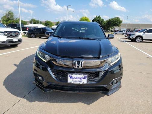 Crystal Black Pearl 2021 Honda HR-V 2WD Sport