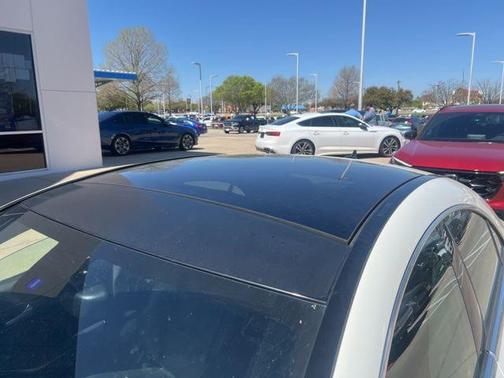 Cirrus White 2014 Mercedes-Benz CLA-Class Base