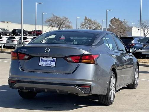 2023 Nissan Altima S FWD